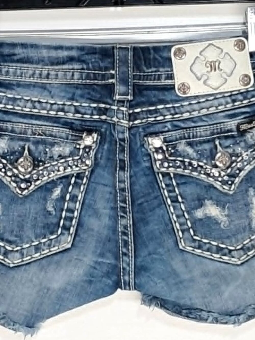 Miss Me Shorts Size 28 Low Rise Distressed Denim Embelished Rhinestone JE8154H - Picture 8 of 15